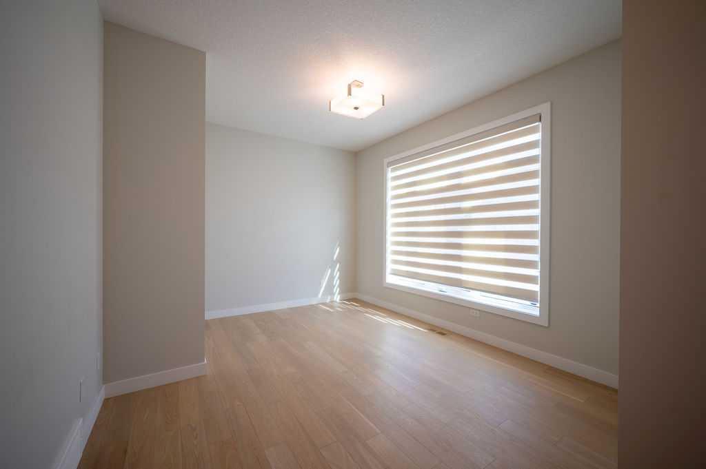 146 Alpine Drive SW photo 5