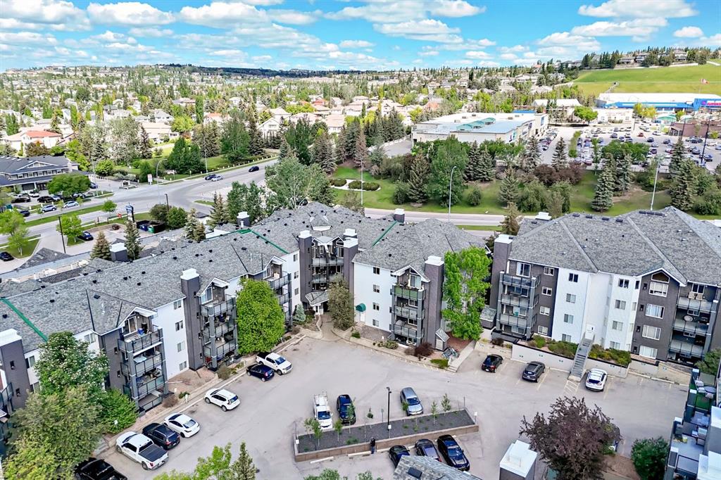 10 Sierra Morena Mews SW #114 photo 2