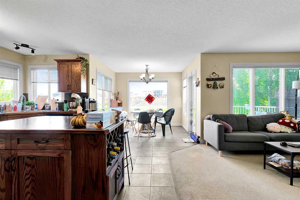 77 silverado creek Crescent SW photo 5