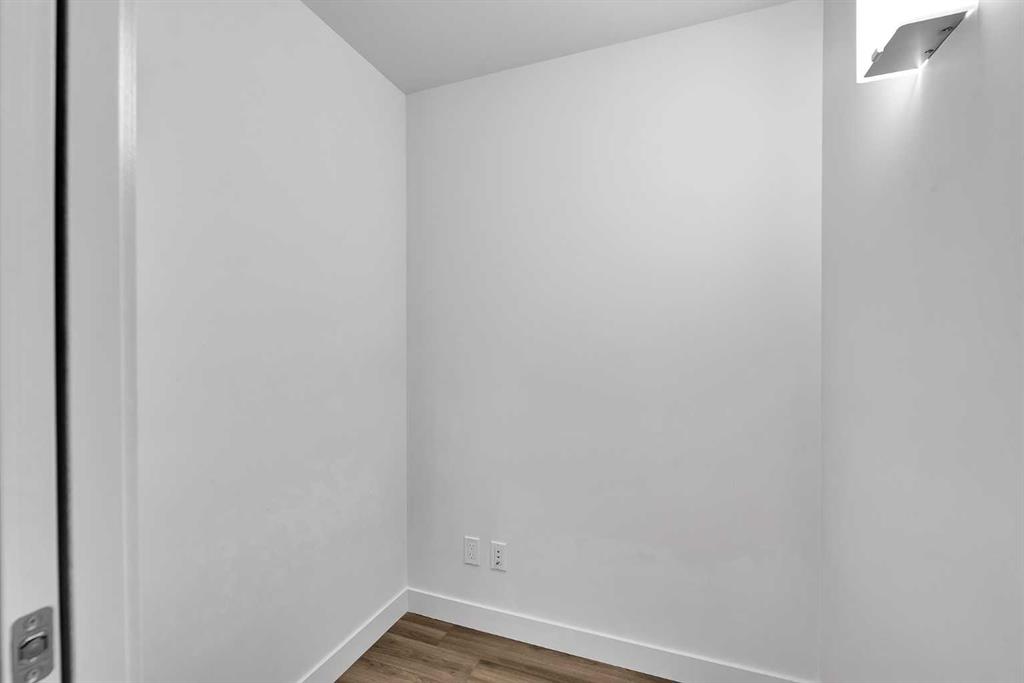 310 12 Avenue SW #603 photo 5