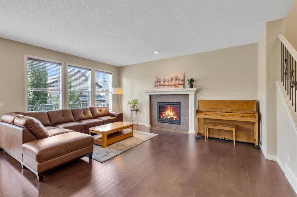 224 Panamount Point NW photo 5