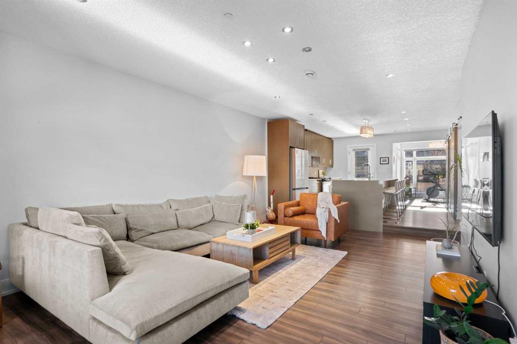 1511 23 Avenue SW photo 3