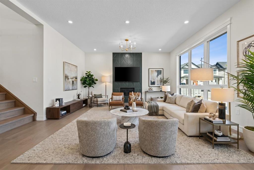 32 Greenwich Mews NW photo 4