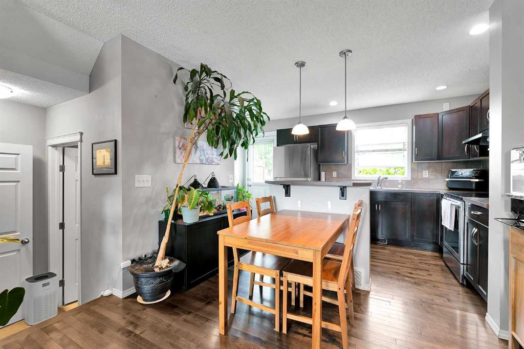 169 Country Village Manor NE photo 5