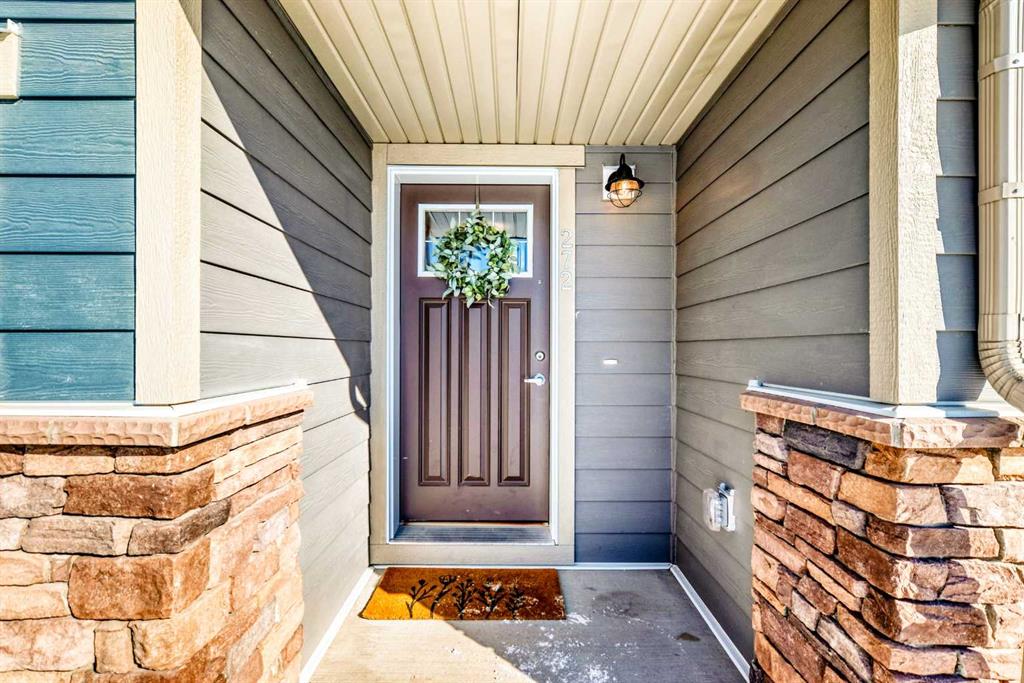 272 Cranbrook Square SE photo 3