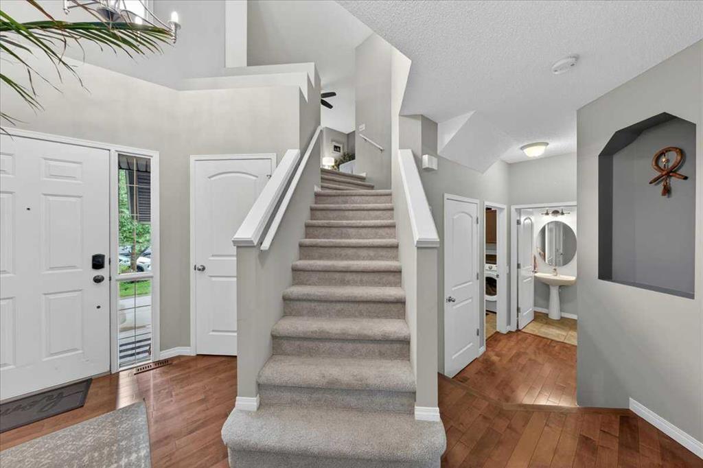 132 Tuscany Meadows Common NW photo 4