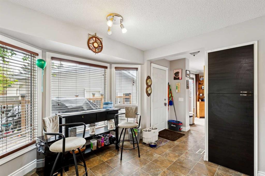 1826 Summerfield Boulevard SE photo 4