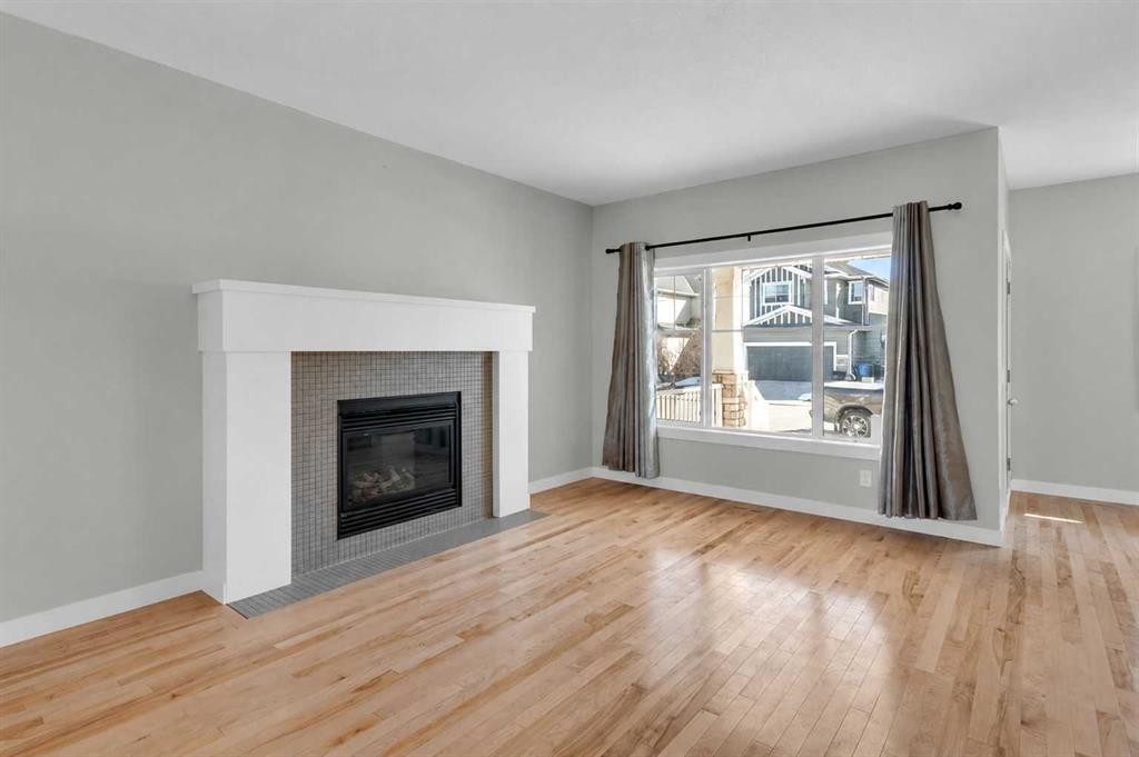 24 Royal Birch Park NW photo 4