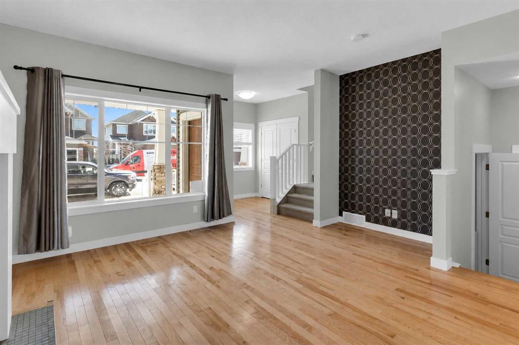 24 Royal Birch Park NW photo 5