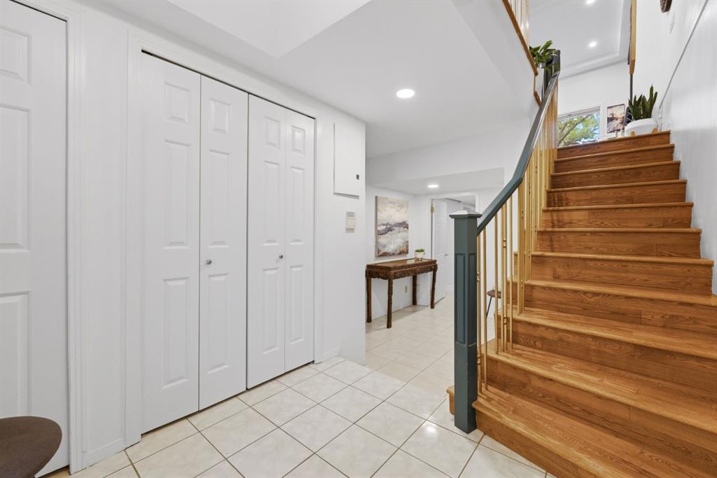4037 42 Street NW #240 photo 5