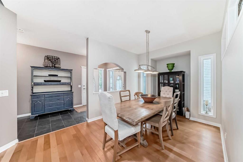 409 Rocky Ridge Bay NW photo 4