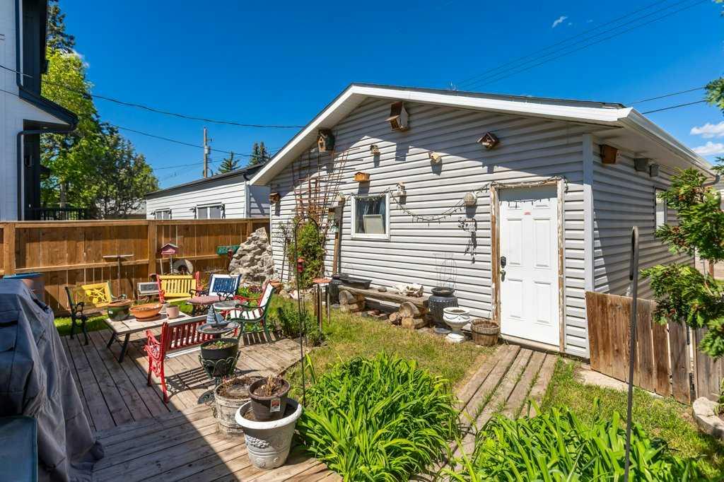 8812 46 Avenue NW photo 3