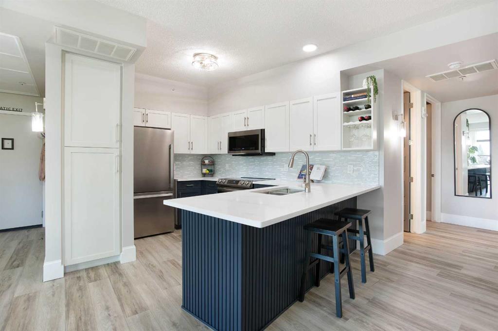 205 Riverfront Avenue SW #201