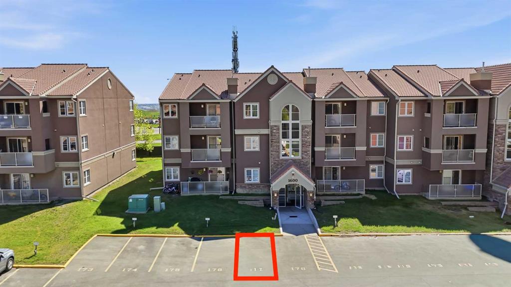 1634 Edenwold Heights NW #1634 photo 3
