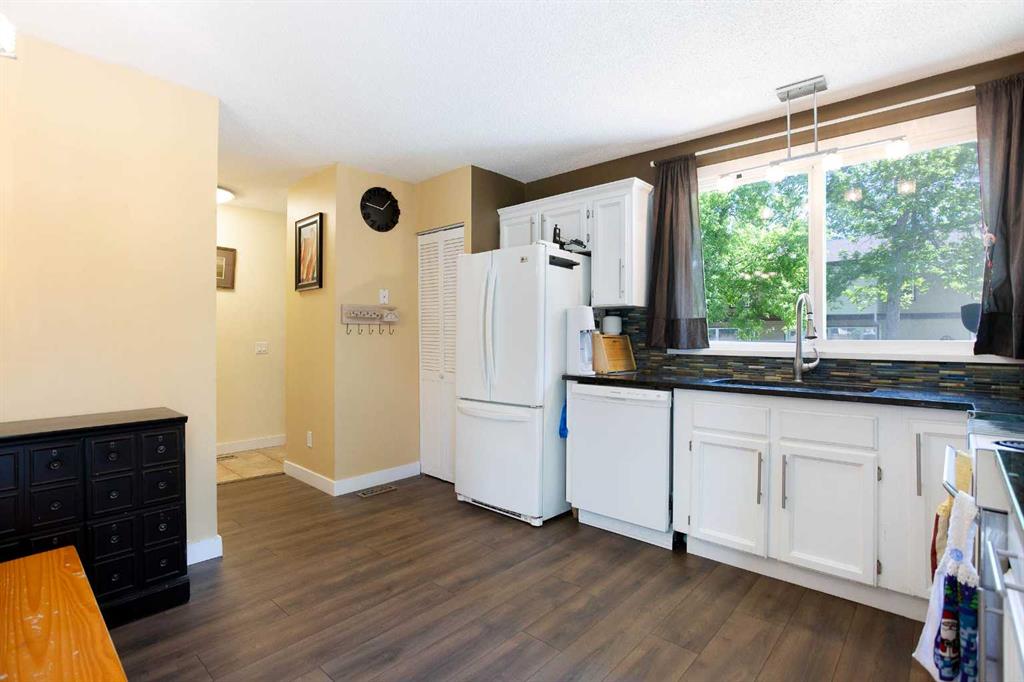 630 Sabrina Road SW #81 photo 5