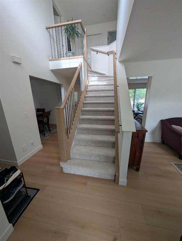 163 Shannon Circle SW photo 4