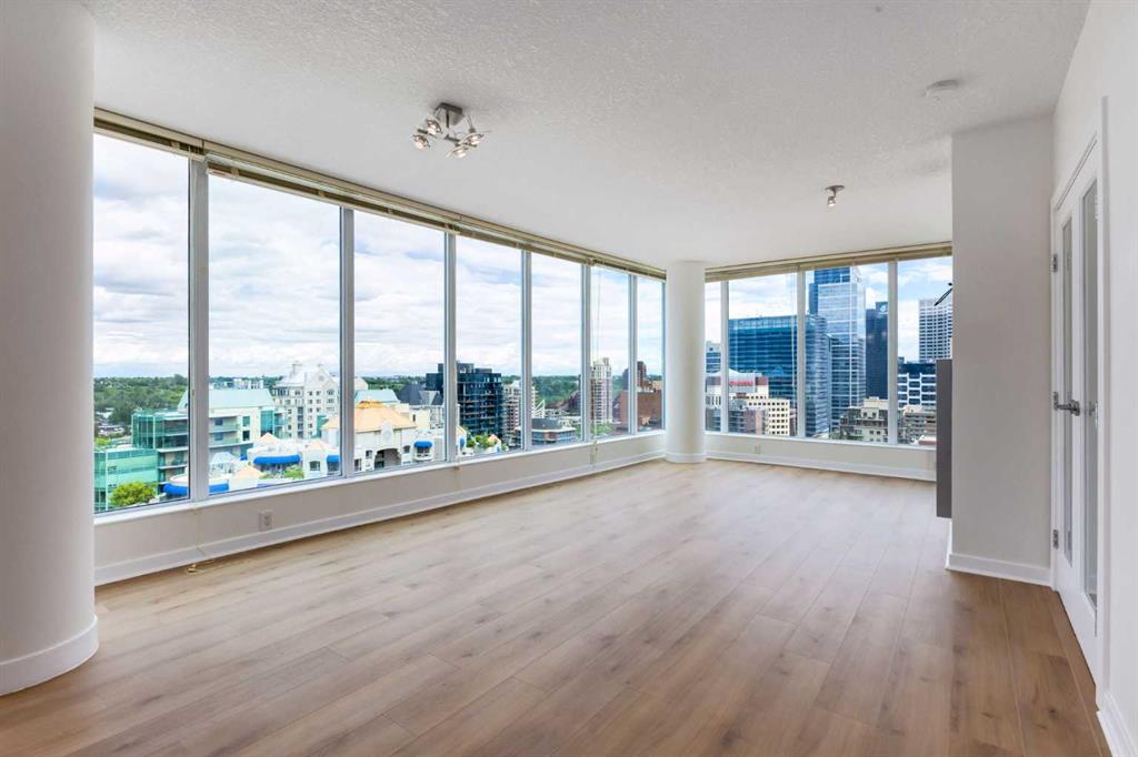 888 4 Avenue SW #1904 photo 2