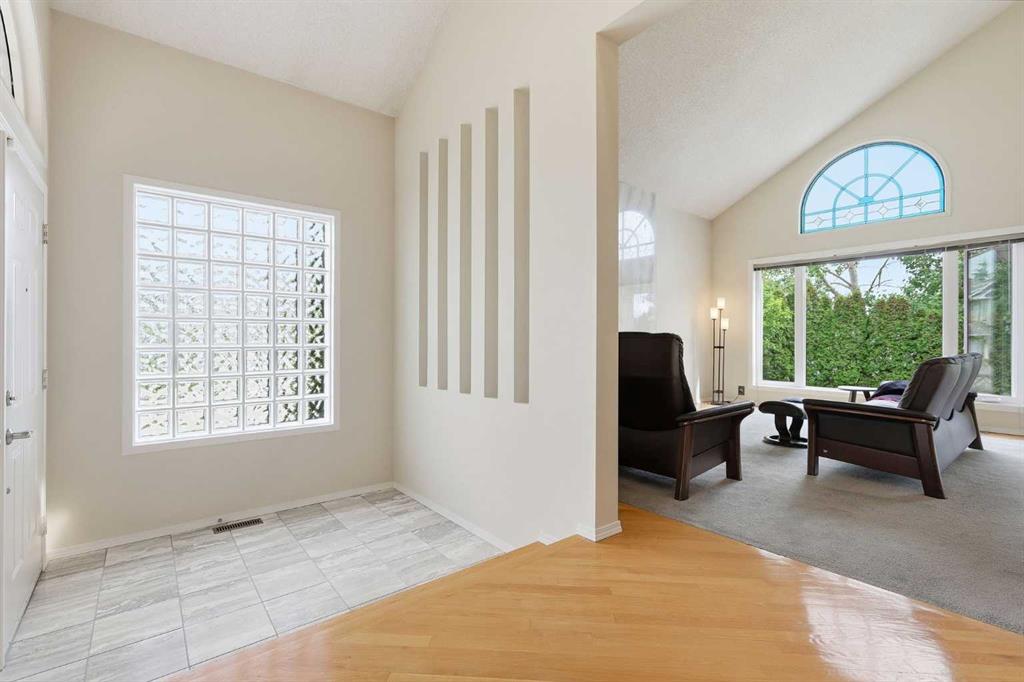 828 Douglas Woods Place SE photo 5