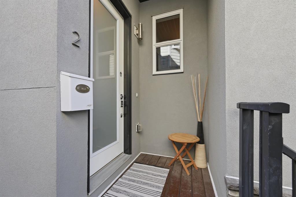 4620 17 Avenue NW #2 photo 2