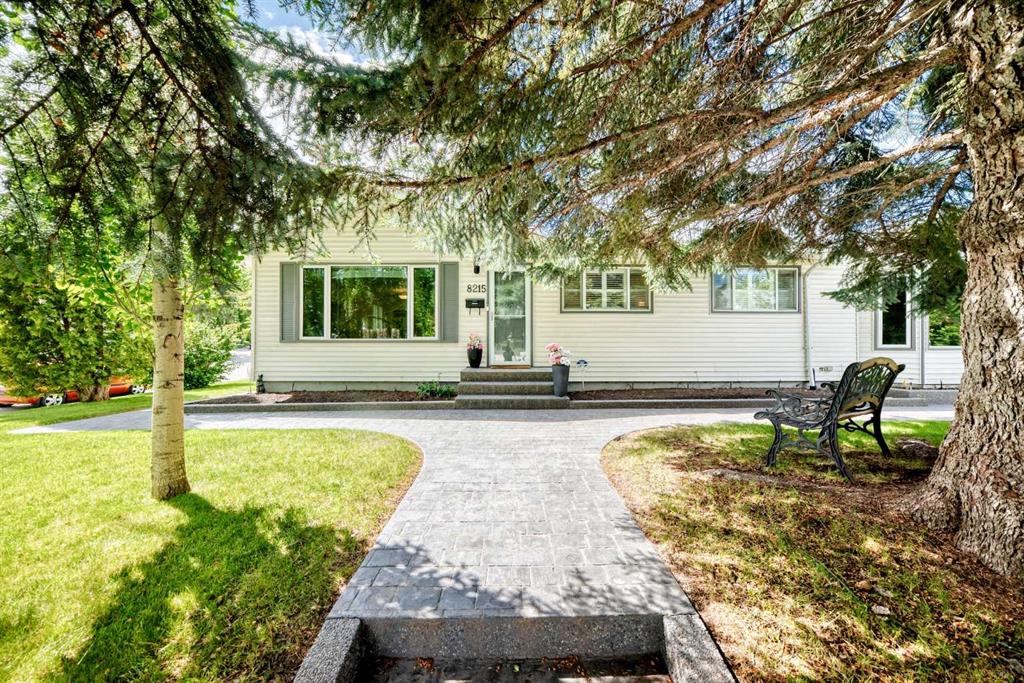 8215 5 Street SW photo 2