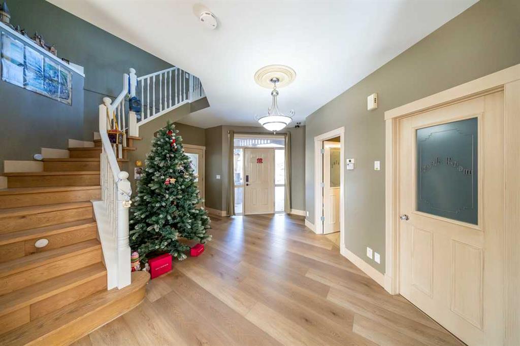 39 Slopes Grove SW photo 2