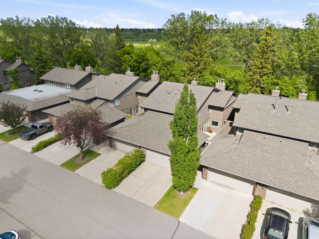 860 Midridge Drive SE #821 photo 3