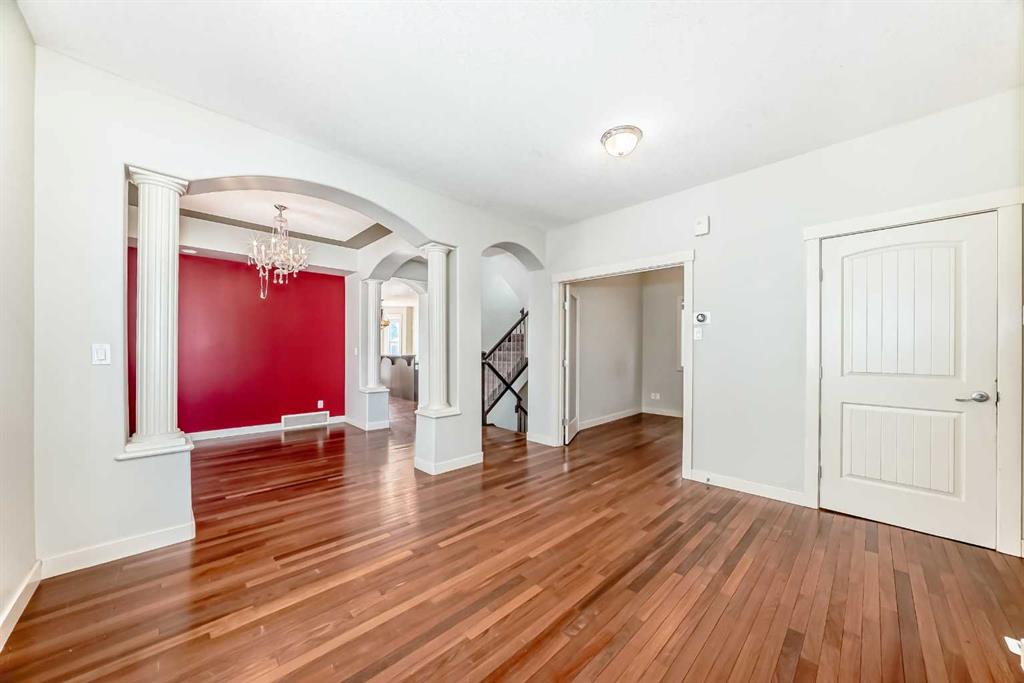 108 Sherwood Common NW photo 4