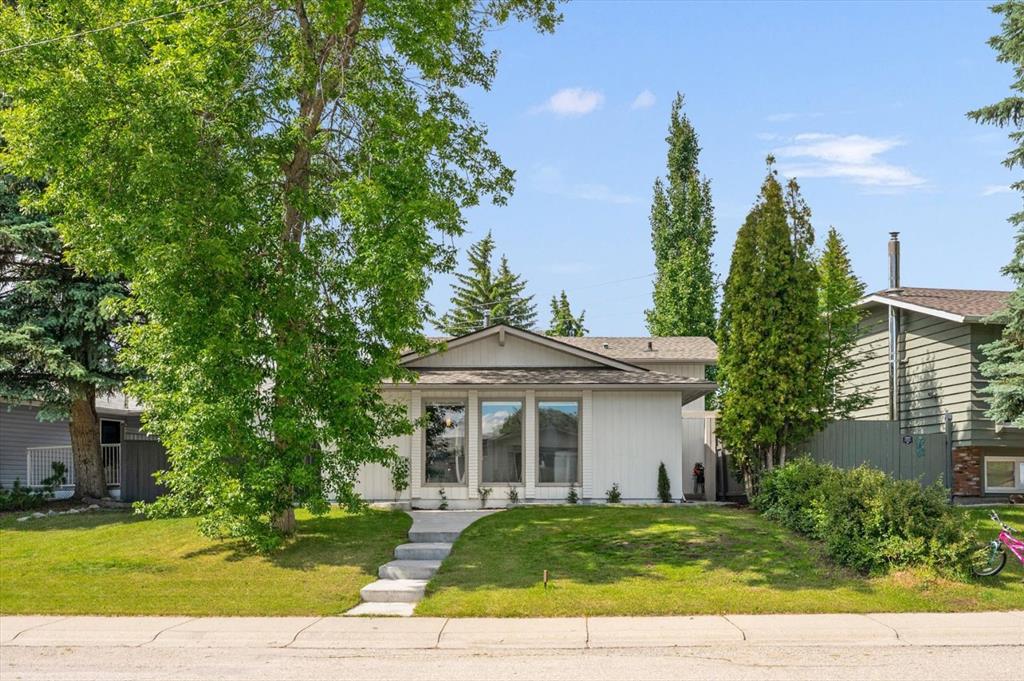 24 Midglen Drive SE