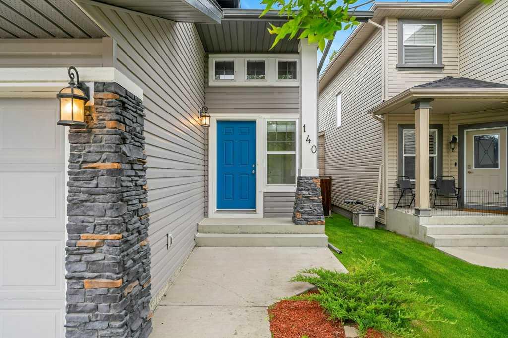 140 Panamount Circle NW photo 2