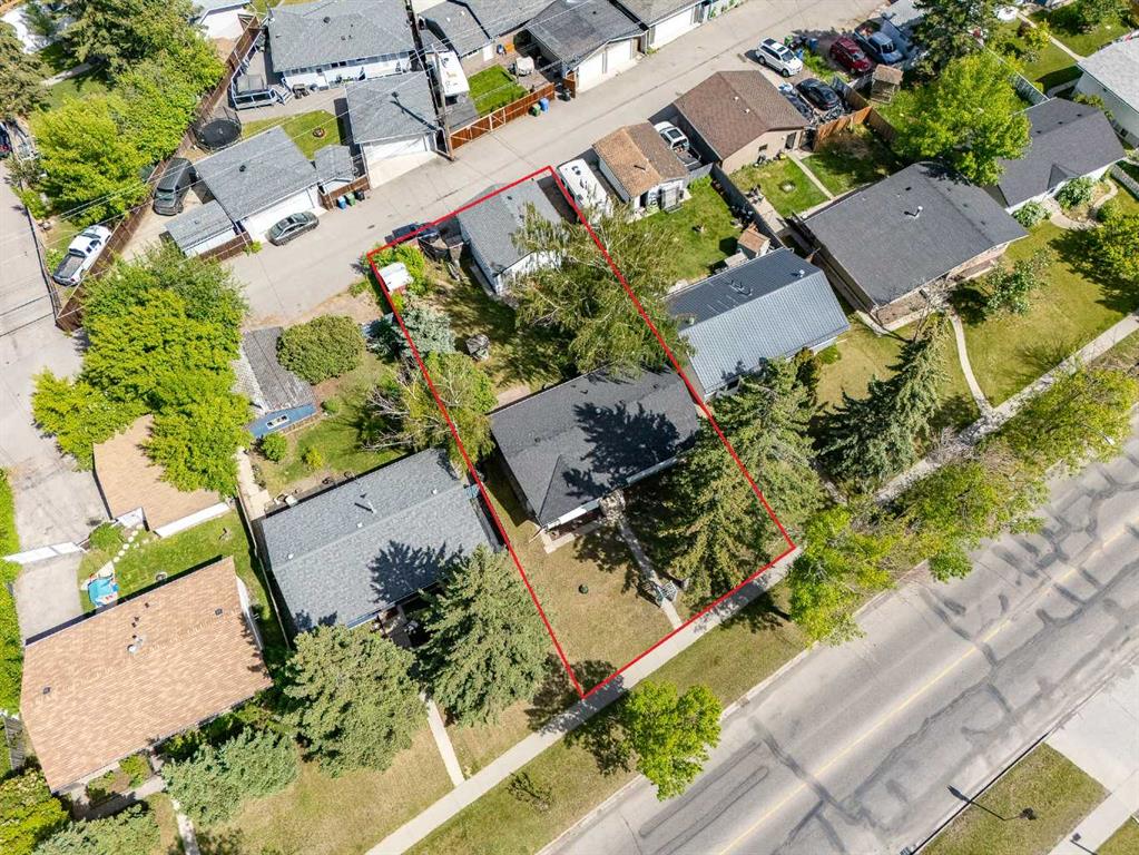 9020 Fairmount Drive SE photo 3