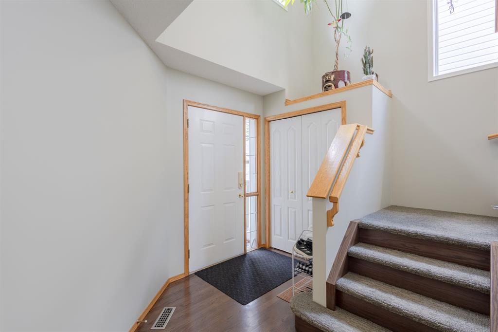124 Tuscany Hills Park NW photo 3