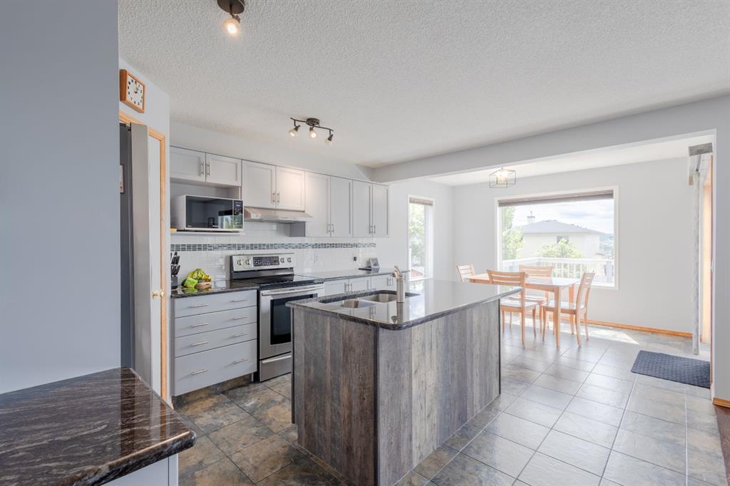 124 Tuscany Hills Park NW photo 4
