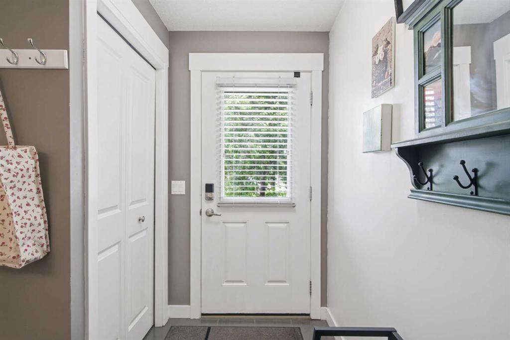 5305 32 Avenue SW #2101 photo 5