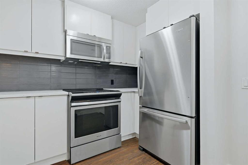 25 Aspenmont Heights SW #306 photo 5