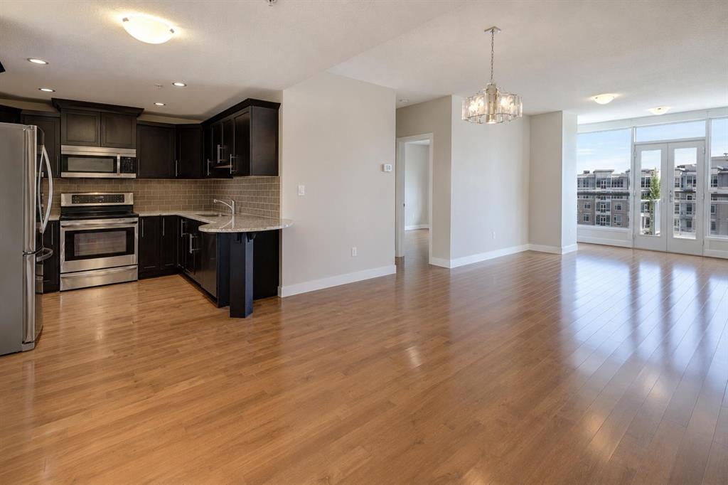 16 Varsity Estates Circle NW #810 photo 4