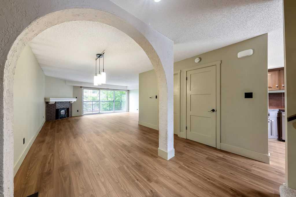 2204 Paliswood Road SW #12 photo 3