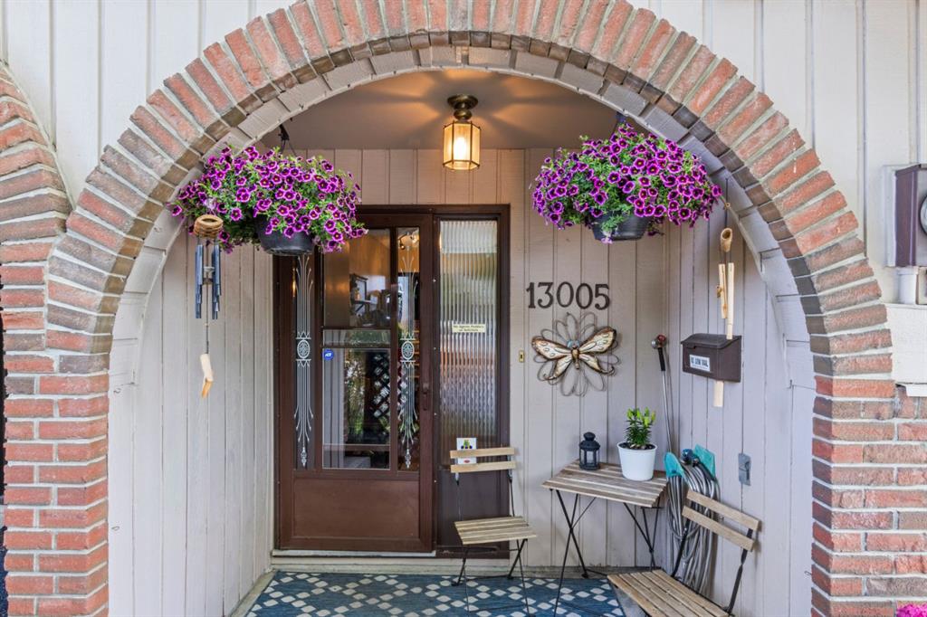 13005 6 Street SW photo 3