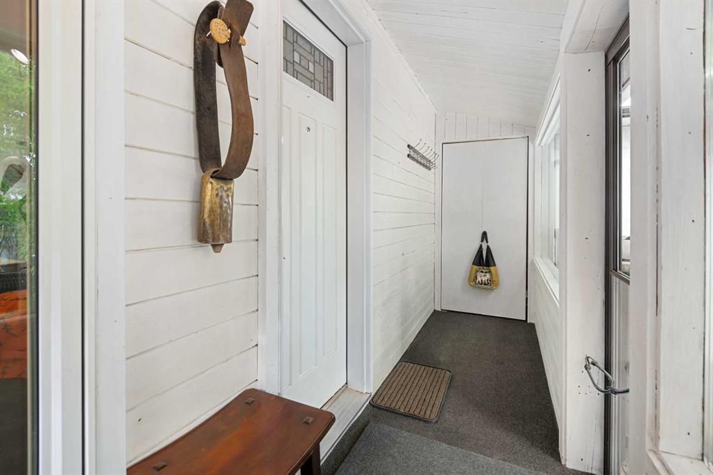 2521 16A Street NW photo 4