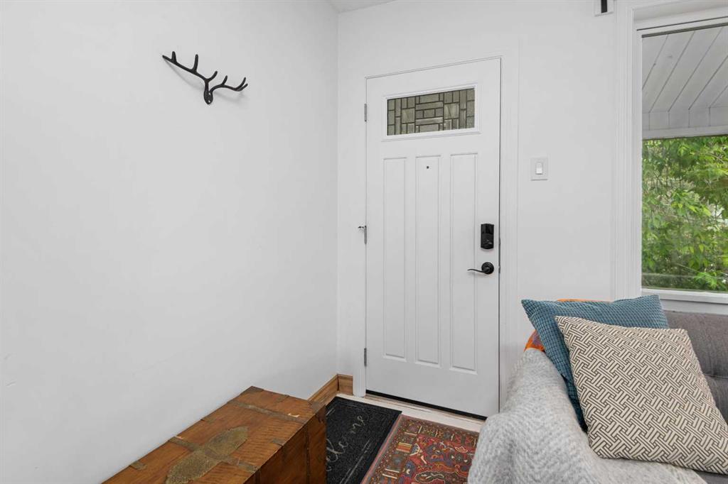 2521 16A Street NW photo 5