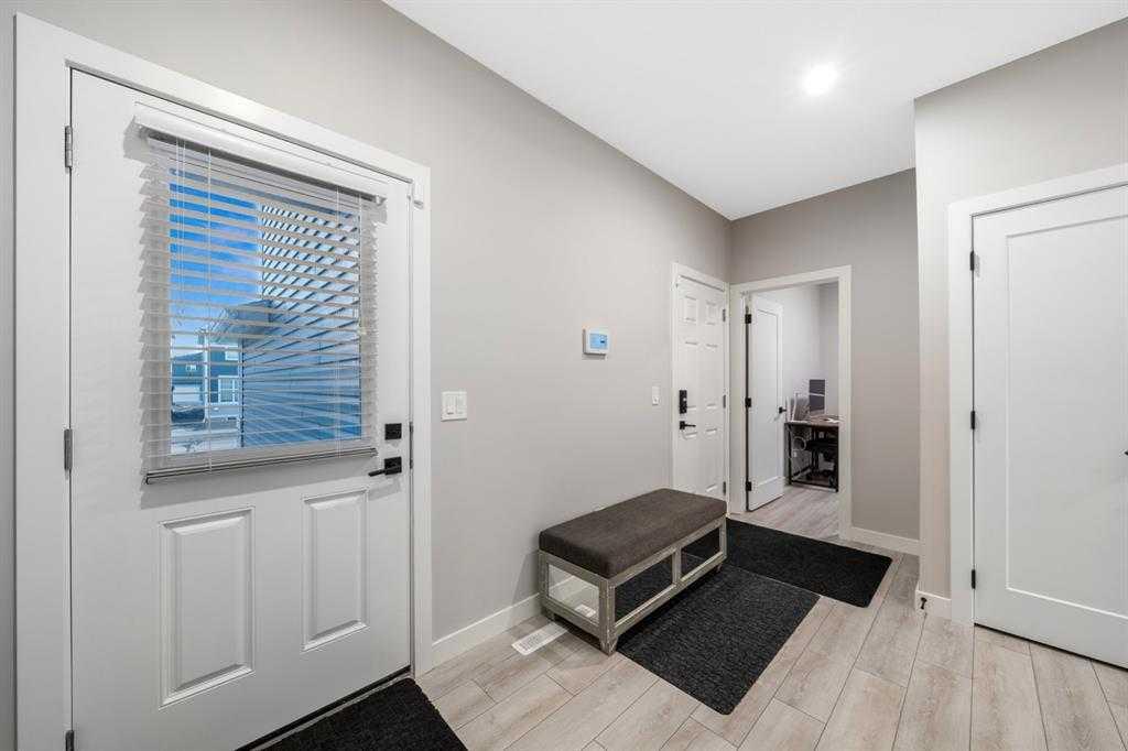 132 Carringsby Avenue NW photo 3