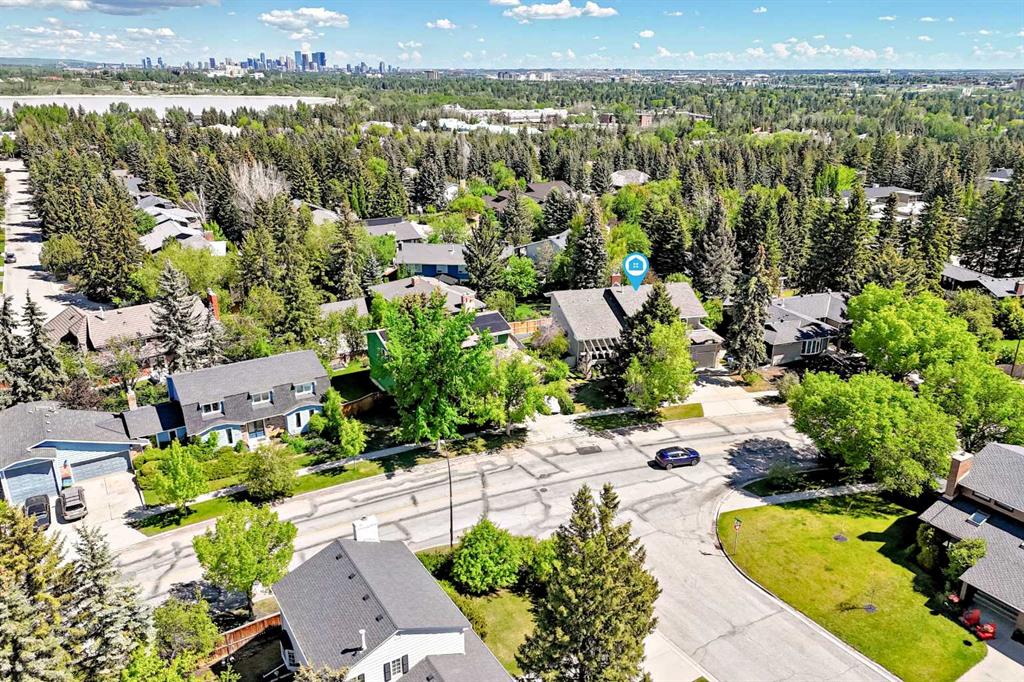1912 Palliser Drive SW photo 2