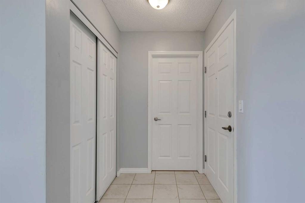 2022 Canyon Meadows Drive SE #119 photo 4