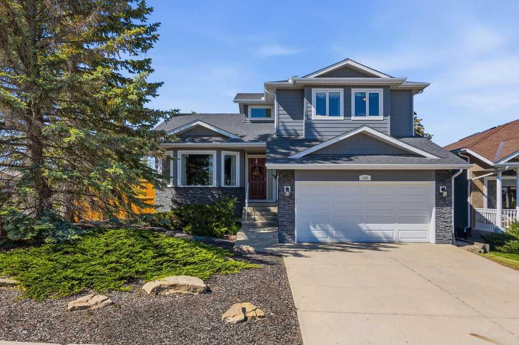 145 Straddock Crescent SW photo 2