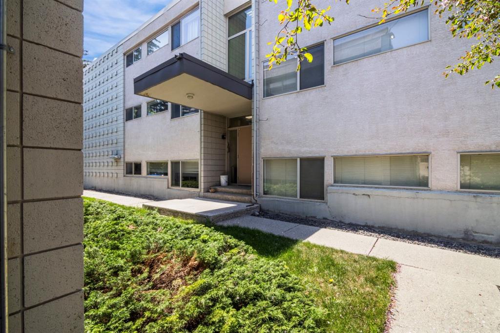56 Hamlet Road SW #126
