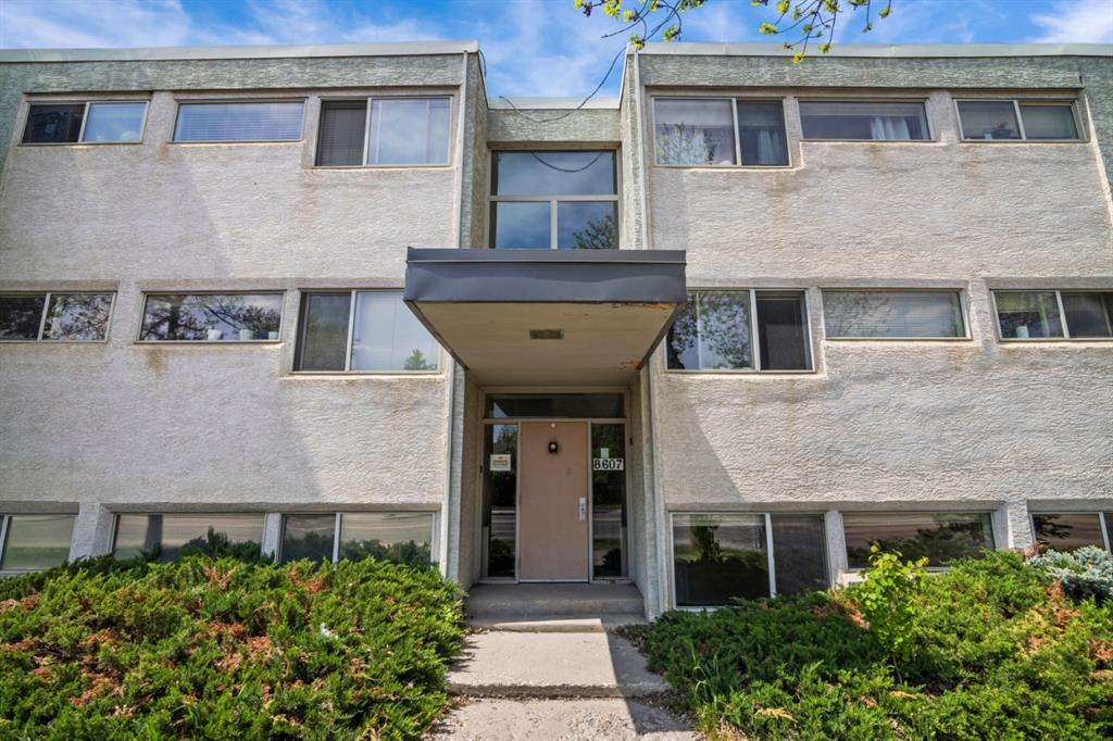 8607 Elbow Drive SW #104