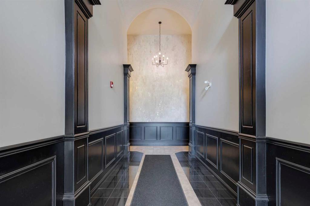 923 15 Avenue SW #308 photo 3
