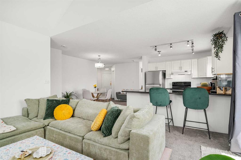 20 Sierra Morena Mews SW #404 photo 5