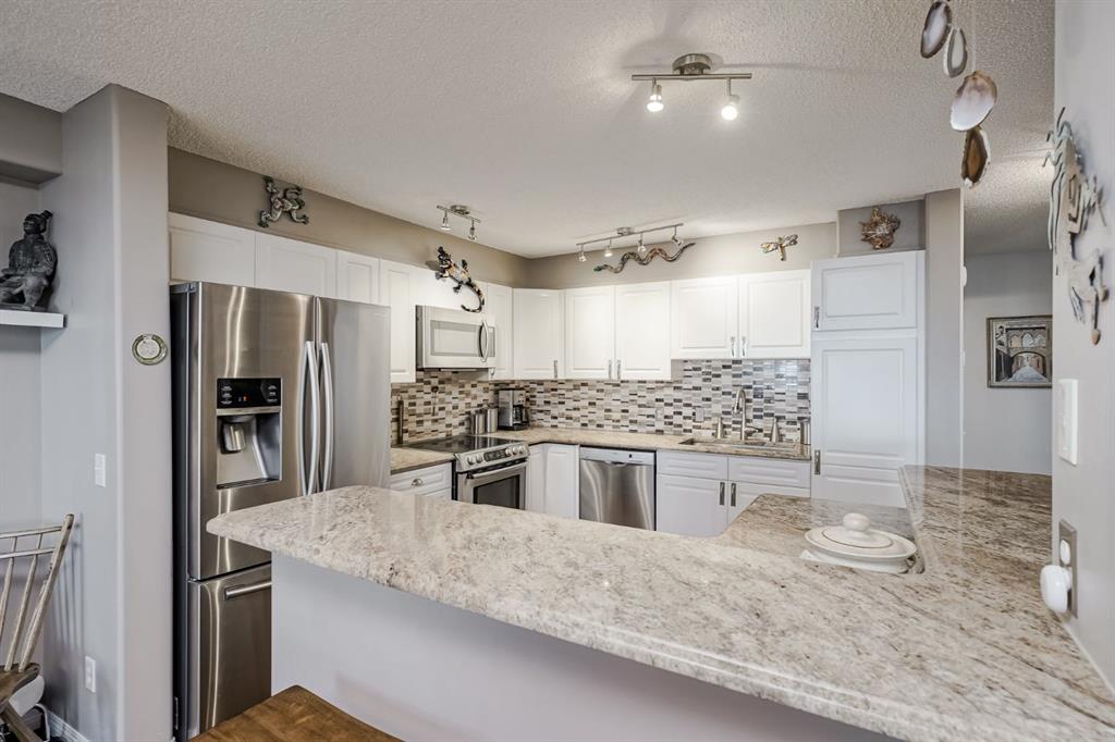 200 Sandstone Drive NW #25 photo 2