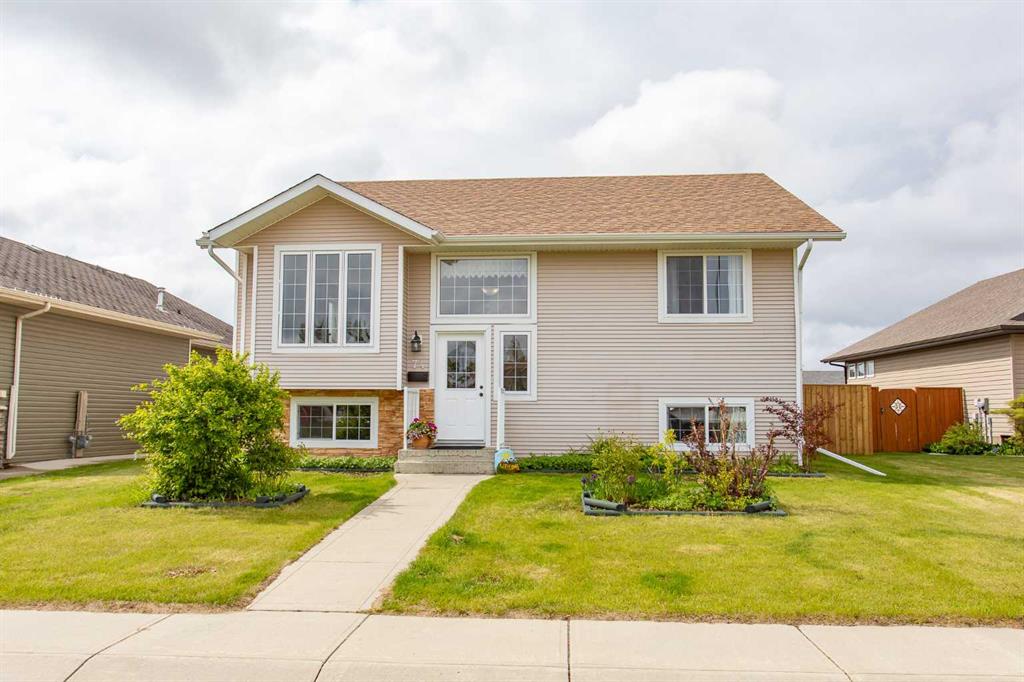 74 Pine Crescent