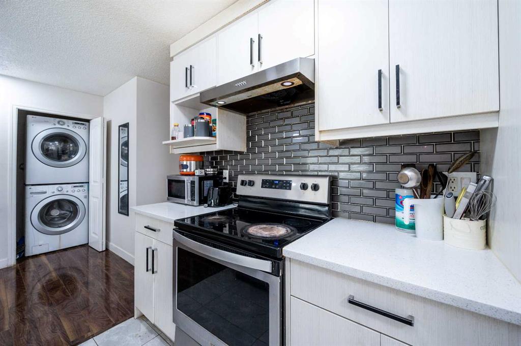 72 Faldale Close NE photo 5